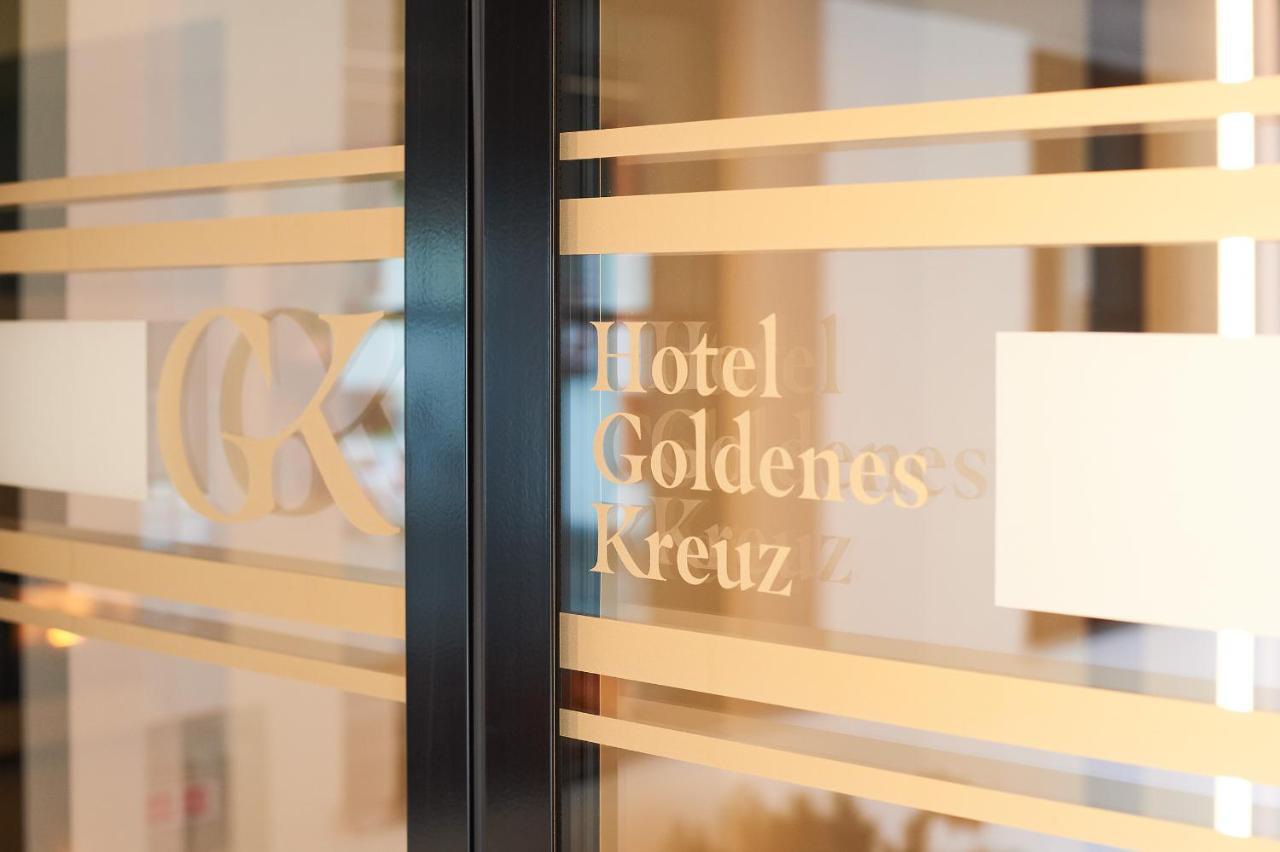 Quality Hosts Arlberg - Hotel Goldenes Kreuz B&B St. Anton am Arlberg Exterior foto